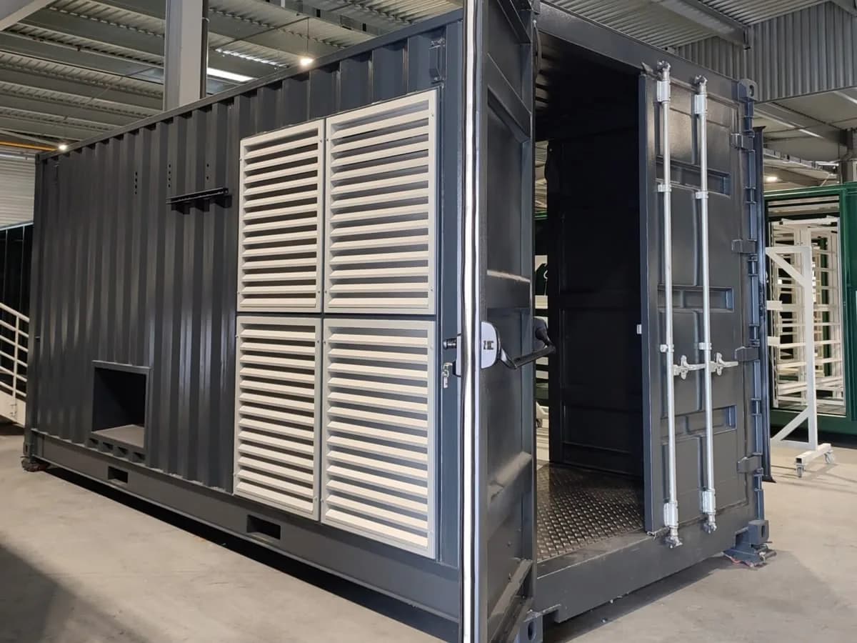 Lager / Technikcontainer 4