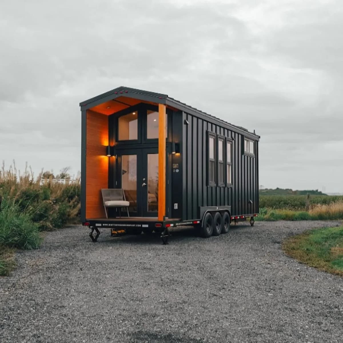 Tiny House / Wohncontainer auf Anhänger 7